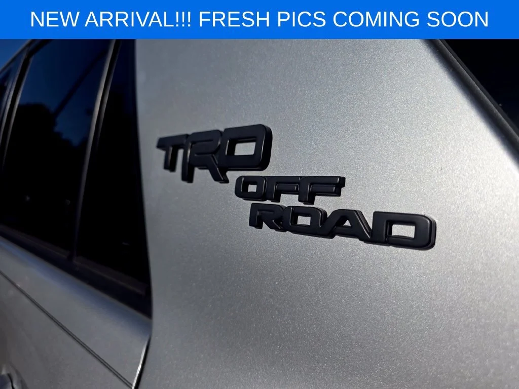 Used 2019  Toyota SR5 image 13
