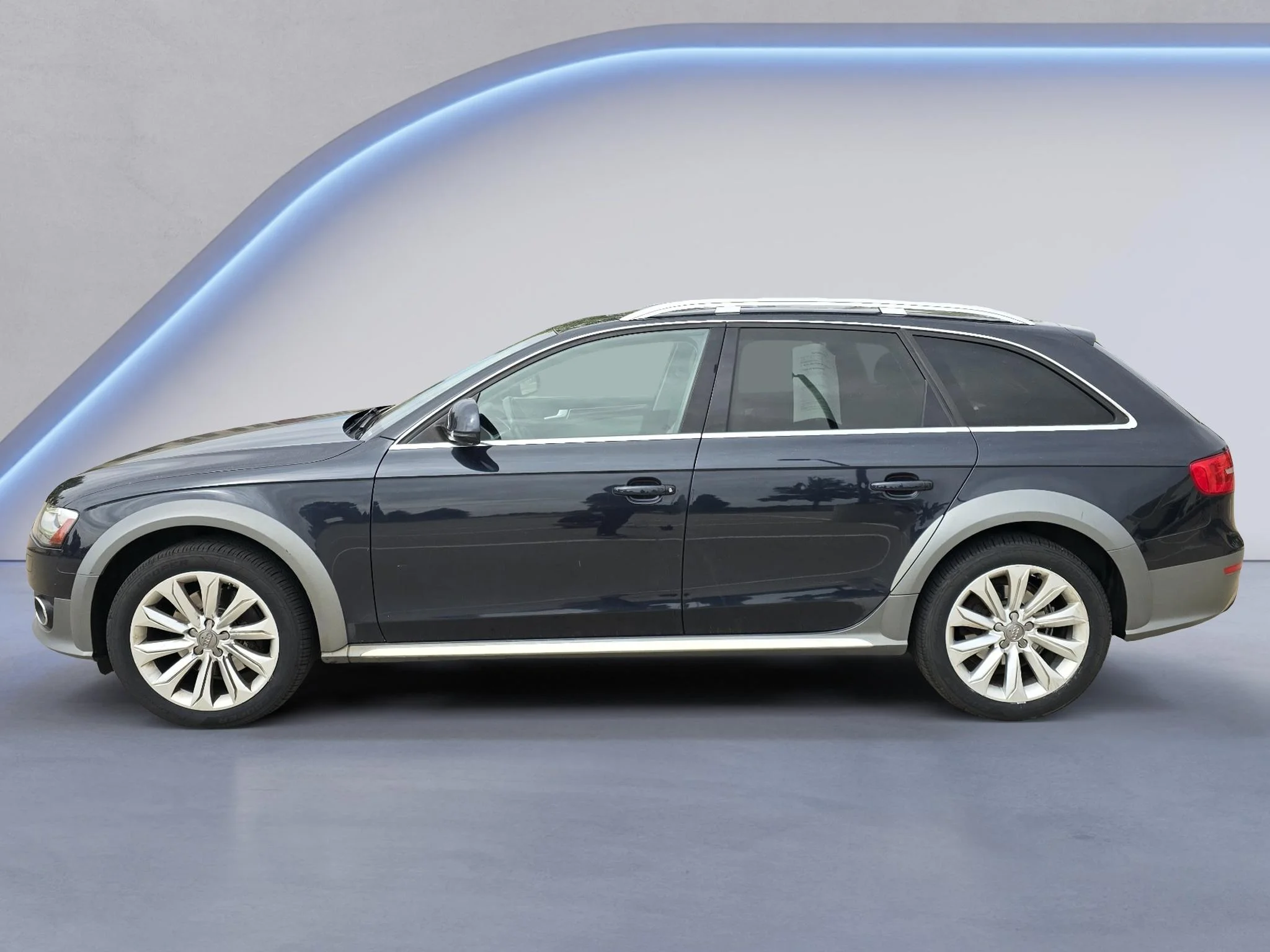 Used 2016 Moonlight Blue Metallic Audi Premium Plus image 2