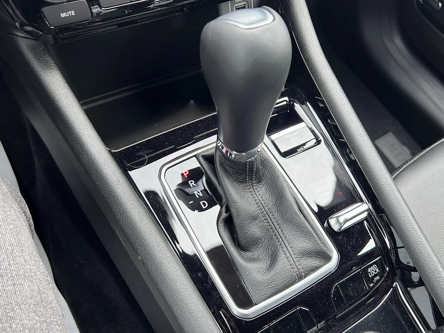 2025 Jeep Compass Limited - Photo 19