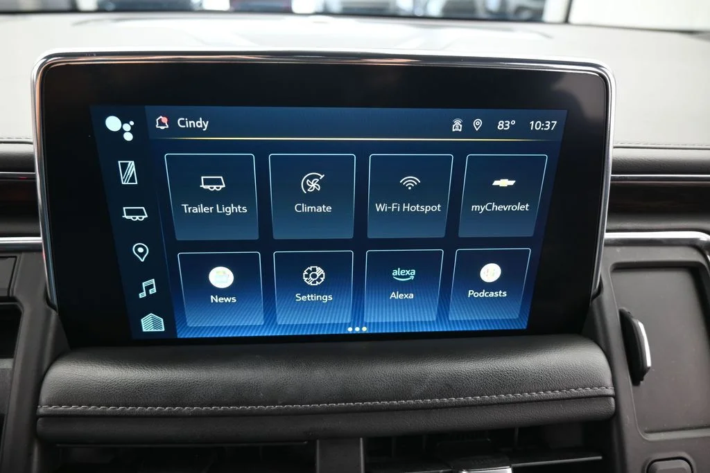 Used 2022 Iridescent Pearl Tricoat Chevrolet LT image 28