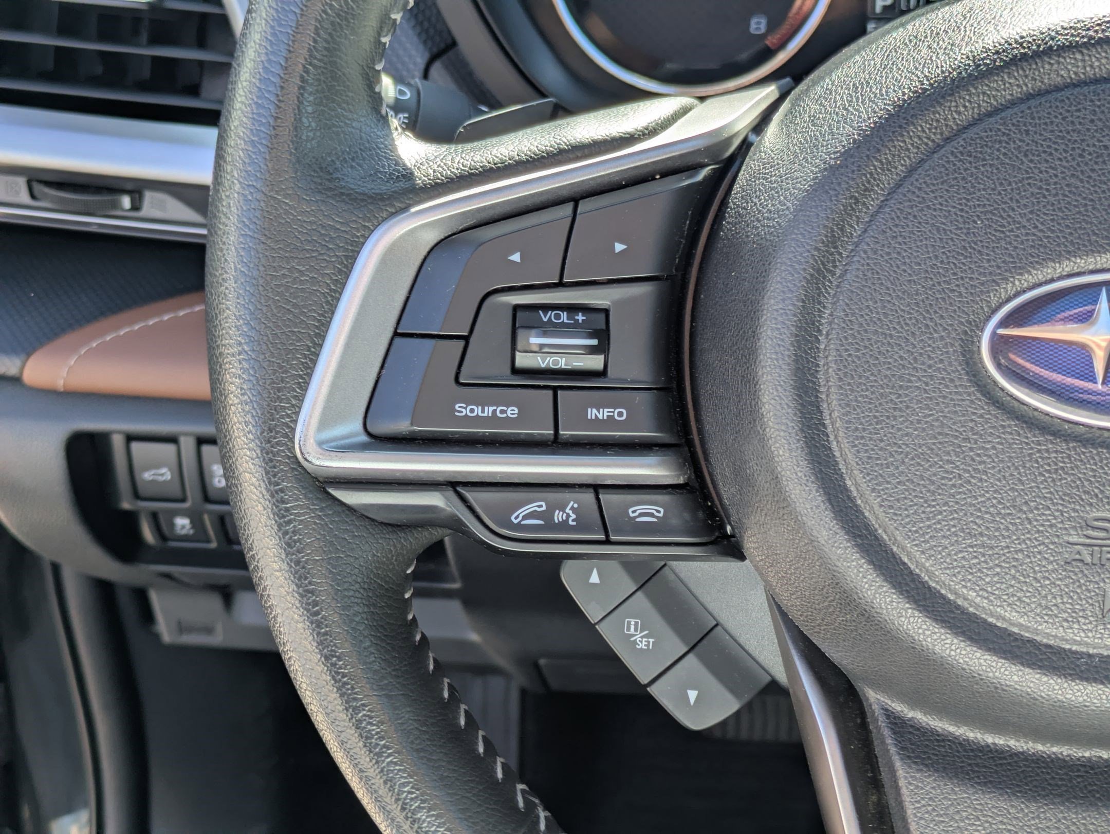 Used 2023 Crystal Black Silica Subaru Touring image 19