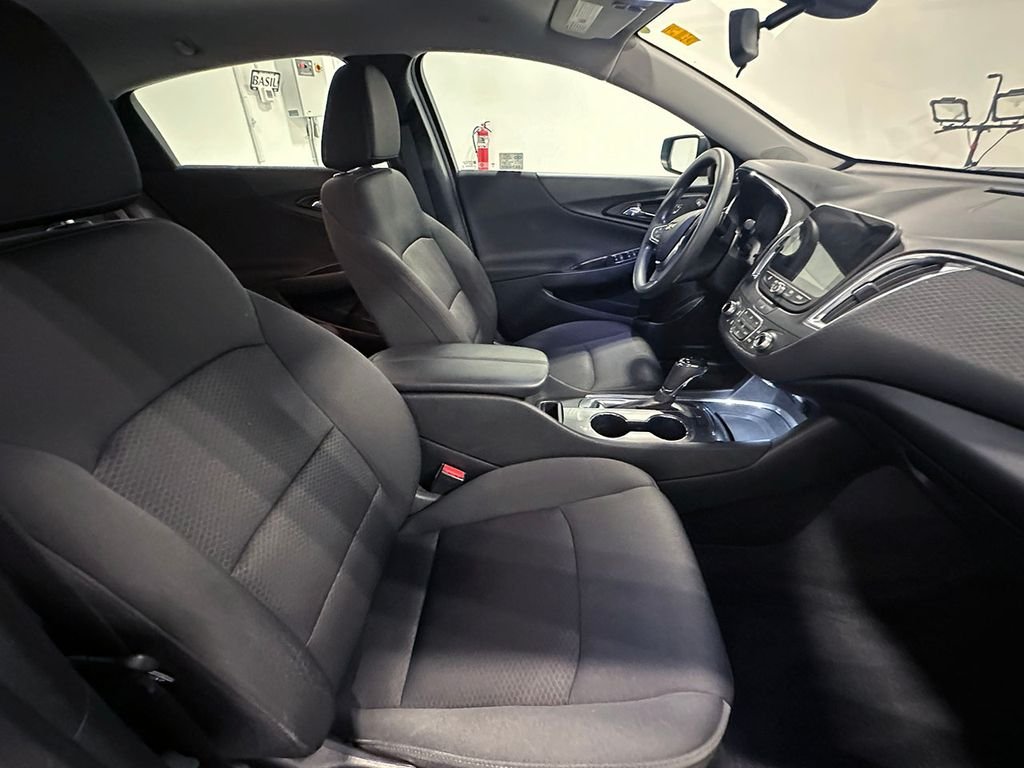 Used 2019 Blue Chevrolet LT image 25