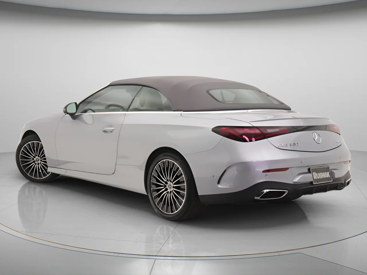 New 2026 Cirrus Silver Metallic Mercedes-Benz CLE 300 4MATIC® image 2