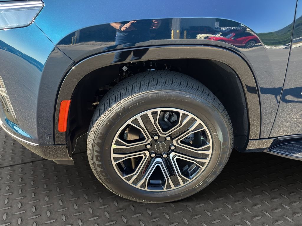 New 2026 Fathom Blue Pearlcoat Jeep Base image 15