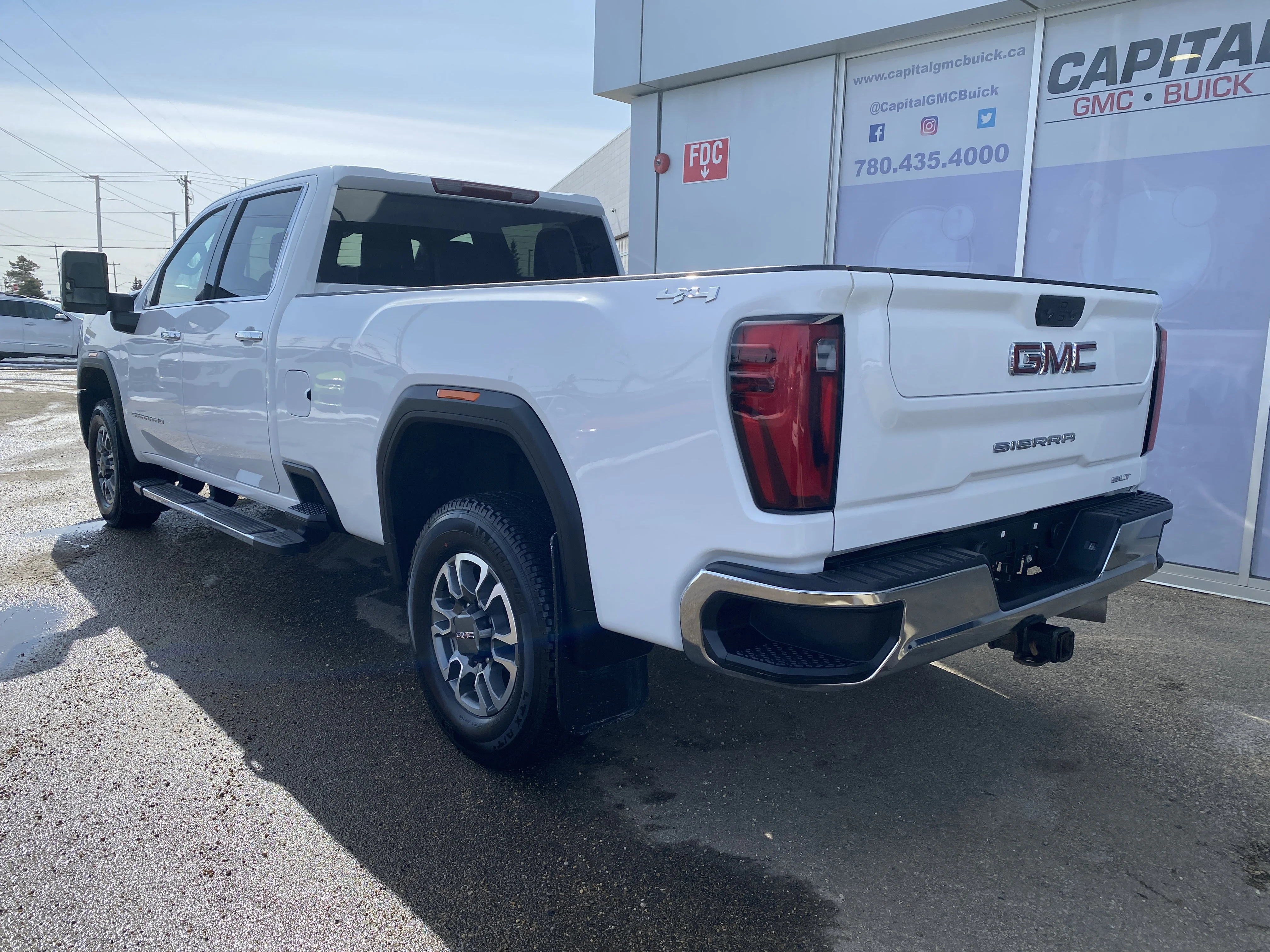 Certified Used 2024 Summit White GMC Crew Cab SLT image 3