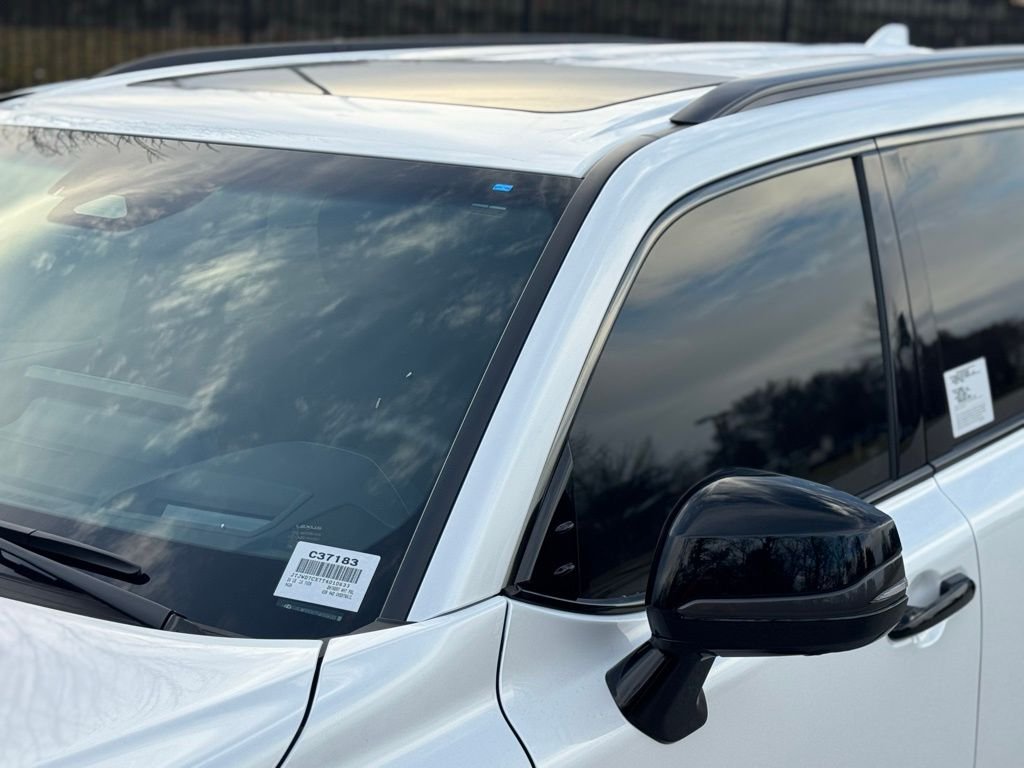 2026 Lexus LX 700h Overtrail - Photo 11