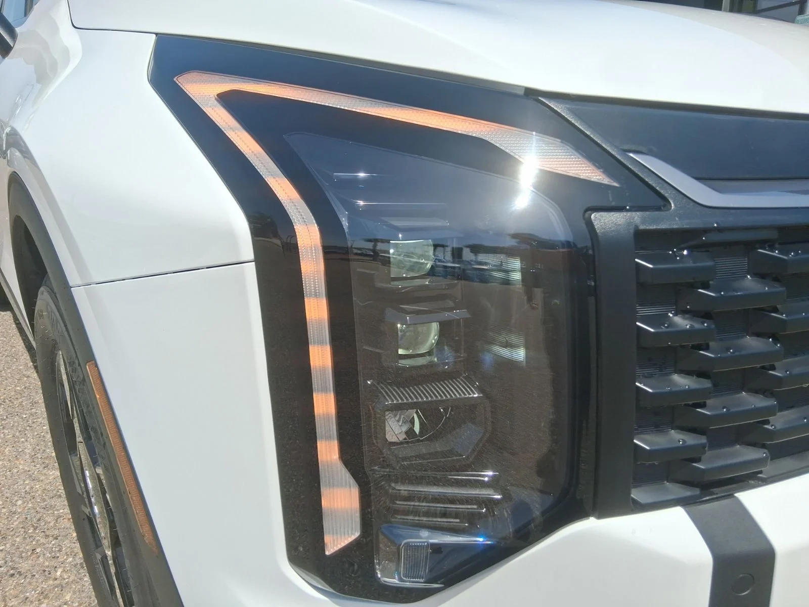 New 2026 White Kia LX image 7