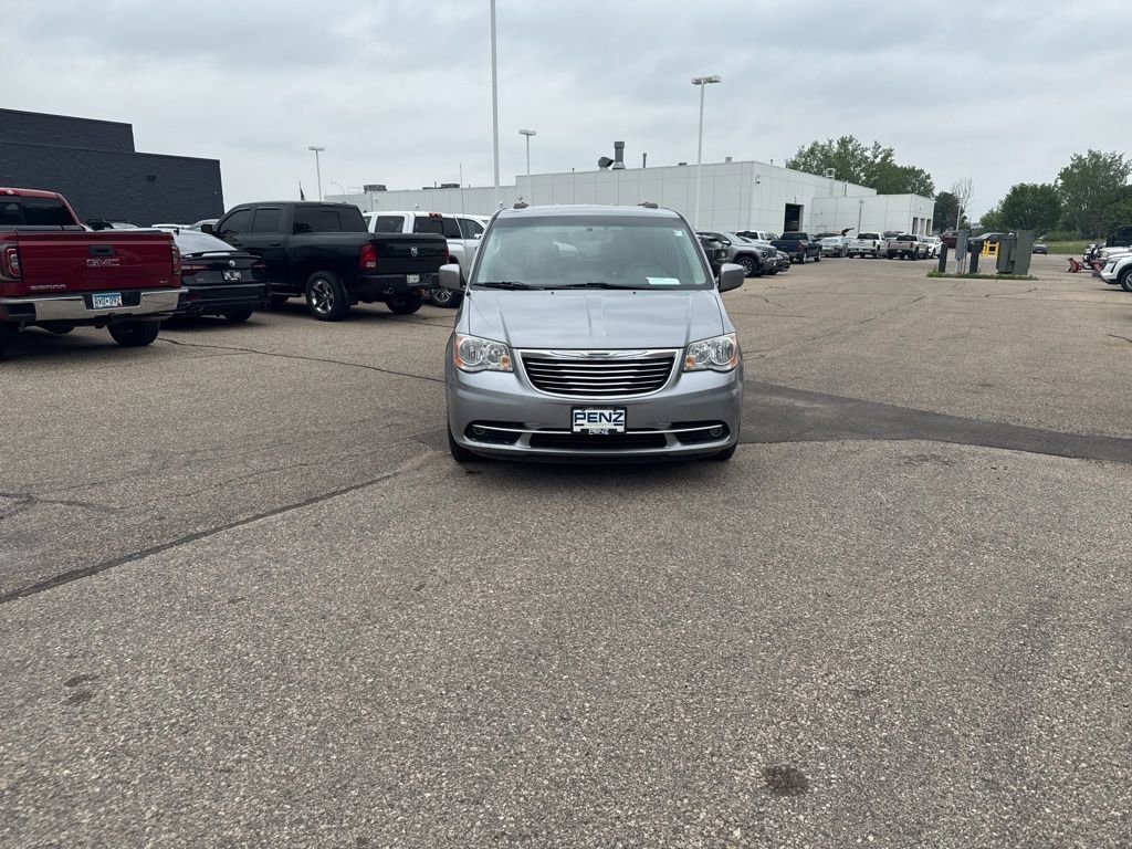 Used 2014 Chrysler Town & Country Touring with VIN 2C4RC1BG7ER133365 for sale in Rochester, Minnesota