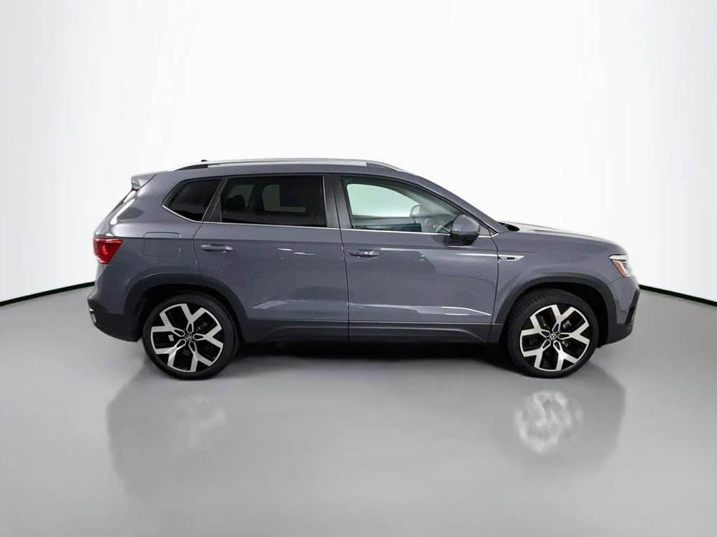 Used 2023 Pure Gray Volkswagen SEL image 16