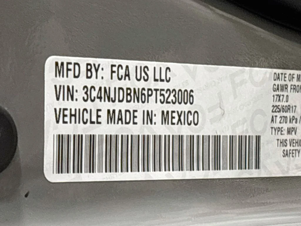 Used 2023 Gray Jeep Latitude image 24