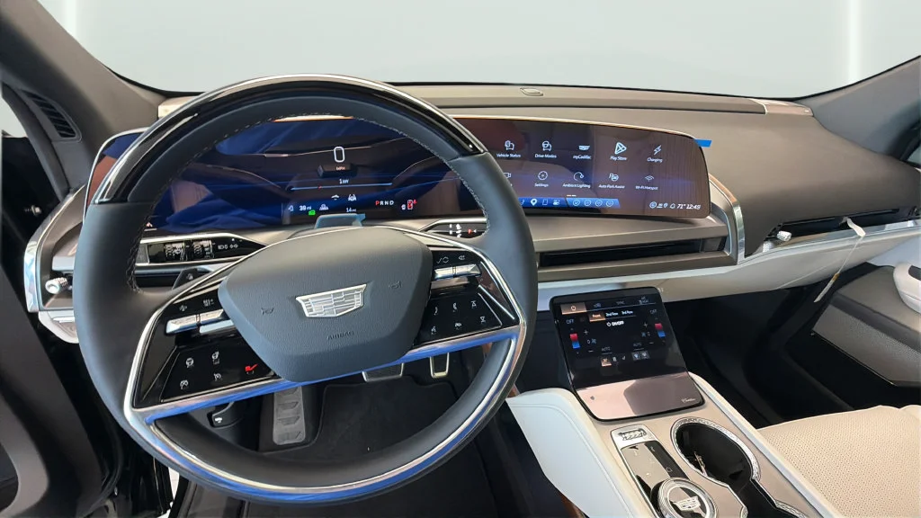 2027 Cadillac VISTIQ Sport - Photo 11