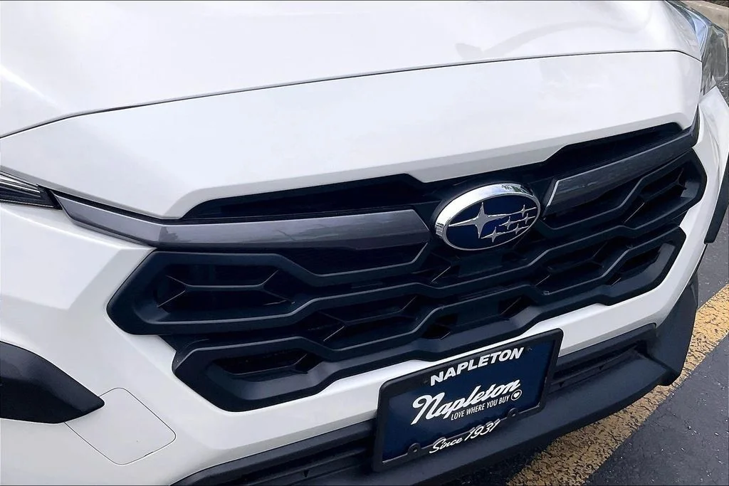 Used 2025 White Subaru Limited image 34