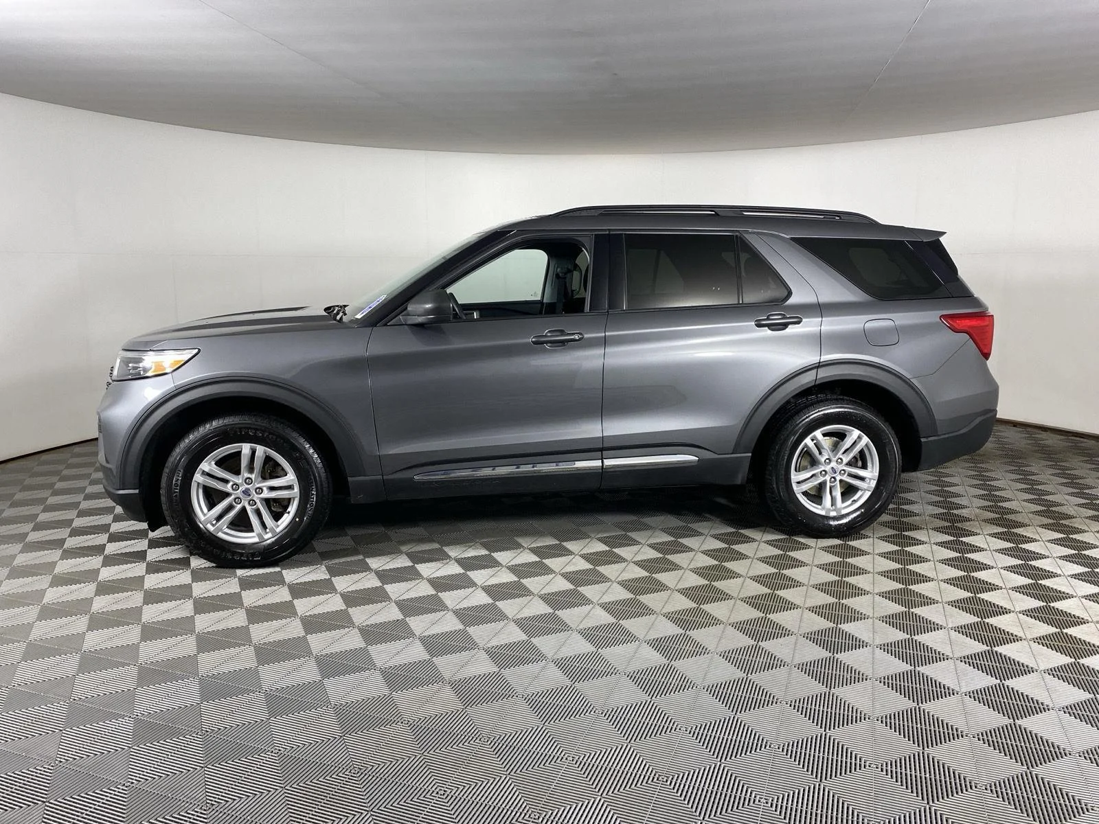 Used 2023 Carbonized Gray Ford XLT image 7