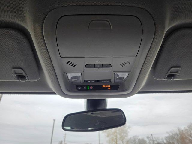 Used 2019 Dark Sky Metallic GMC SLT image 34