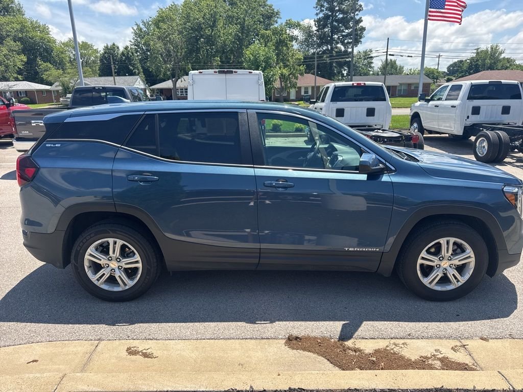 Used 2024 Blue GMC SLE image 6
