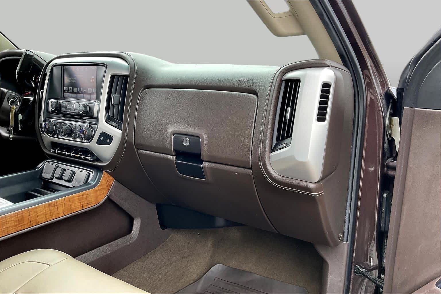 Used 2016 MAHOGANY METALLIC GMC SLT image 18