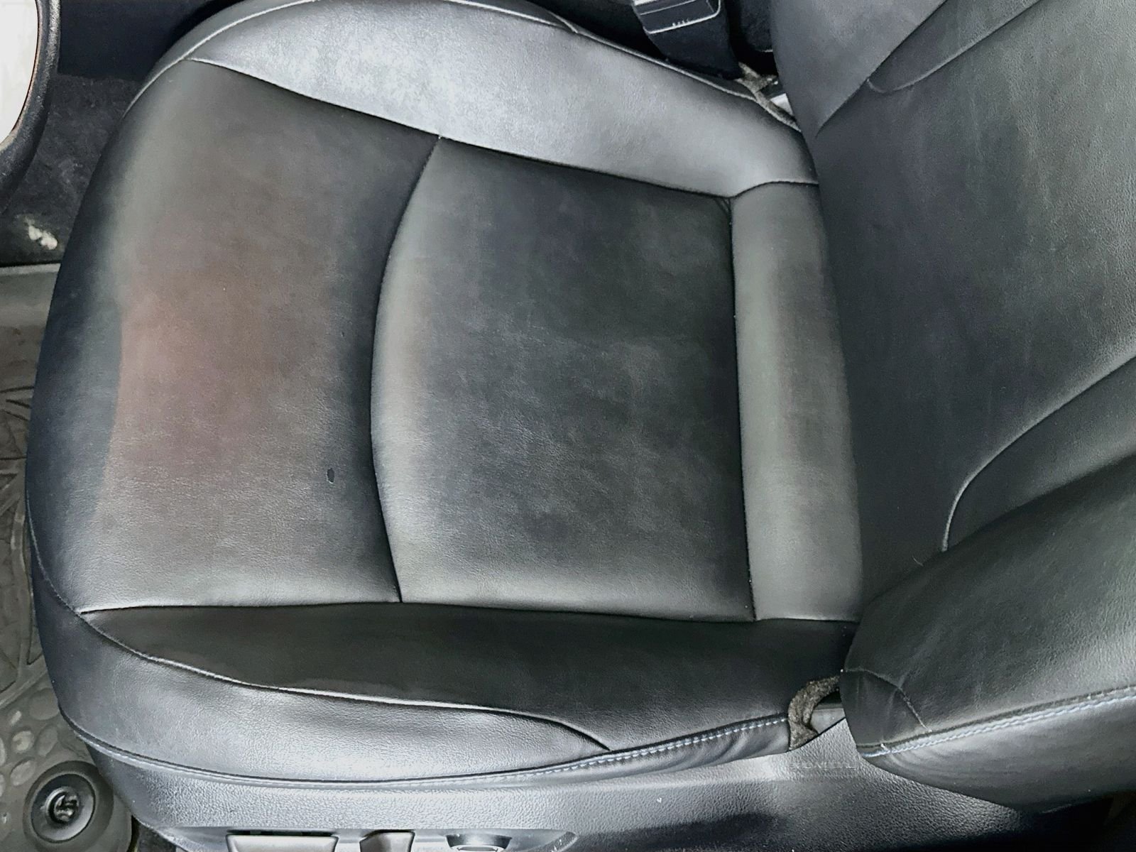 Used 2016 Blizzard Pearl Toyota Four Touring image 19