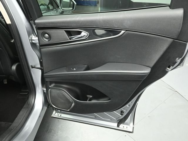 2022 LINCOLN NAUTILUS - Image 25