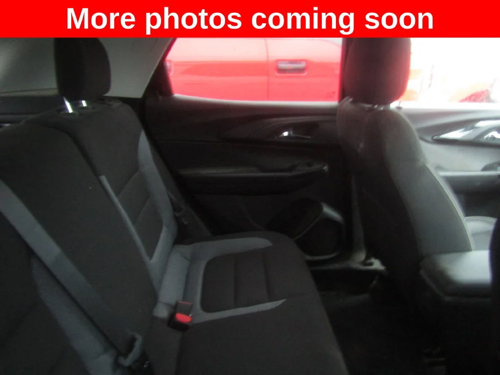 Used 2023 SUMMIT WHITE Chevrolet LT image 12