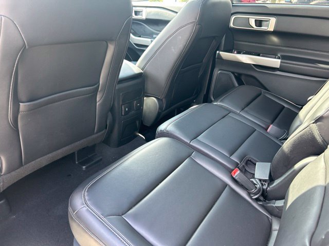 Used 2023 Silver Ford XLT image 17