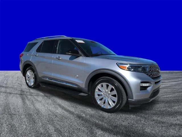 Certified Used 2021 Silver Metallic Ford King Ranch image 2