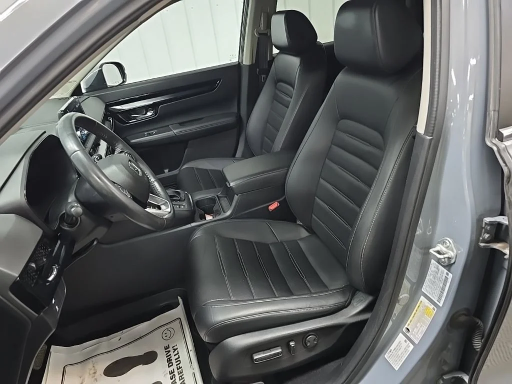 Used 2024 Gray Honda EX-L image 30