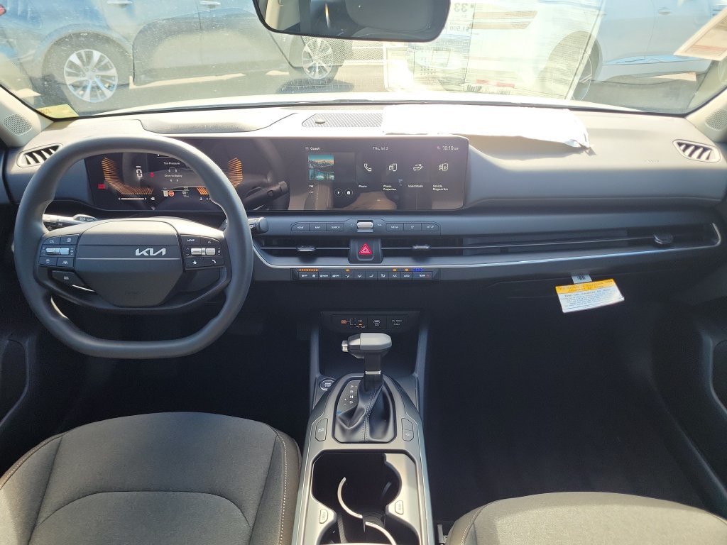 New 2026 Snow White Pearl Kia LXS image 16