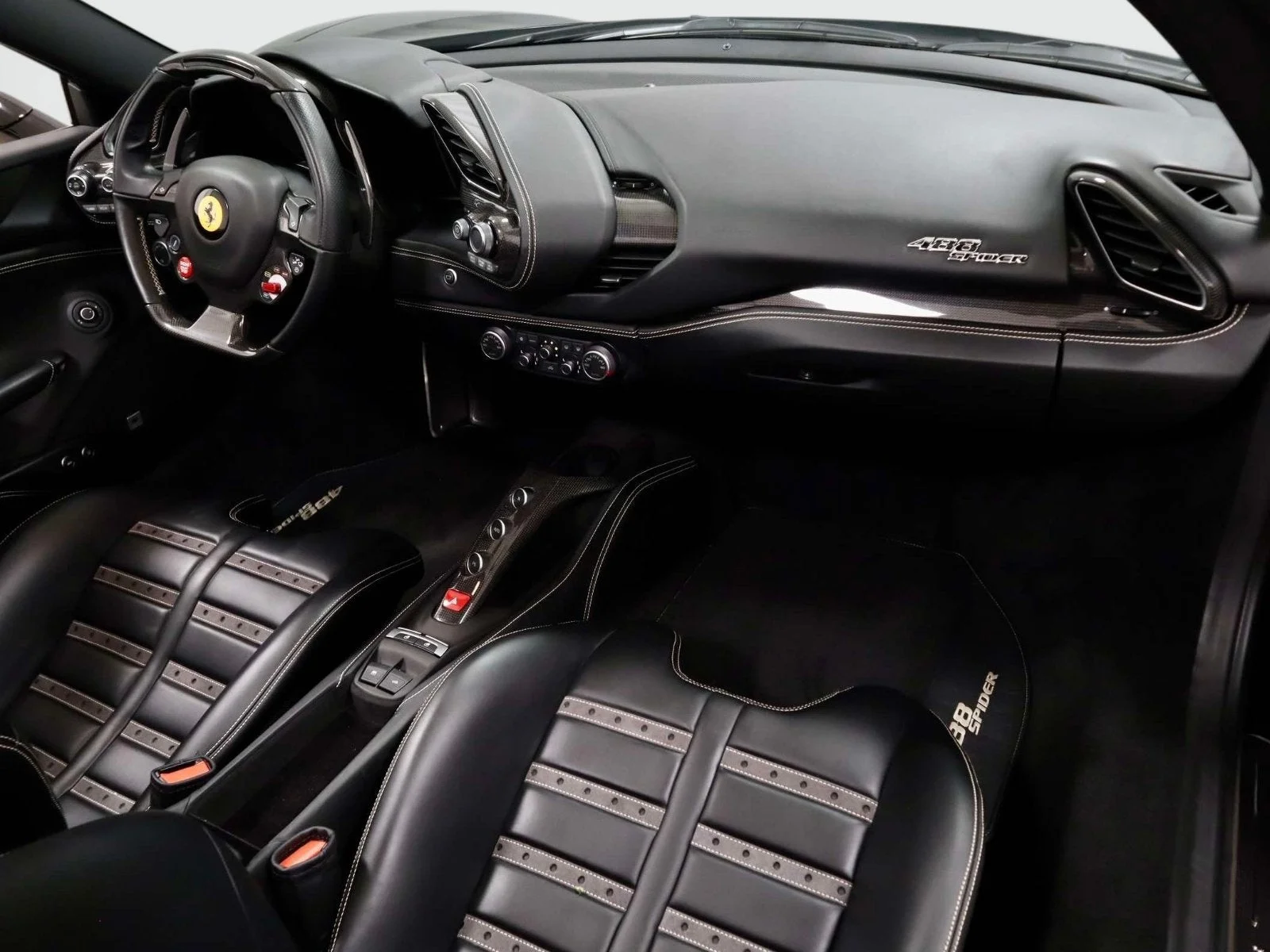Certified Used 2018 Nero Ferrari  image 17