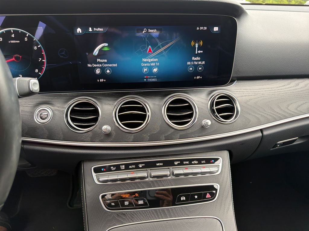 Certified Used 2023 Cirrus Silver Mercedes-Benz E 350 image 6
