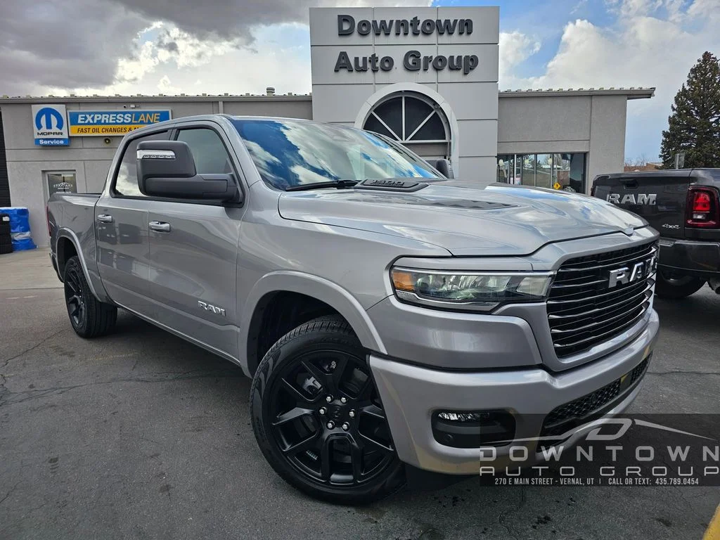 2026 RAM 1500 Laramie 4x4 Crew Cab 5'7's photo