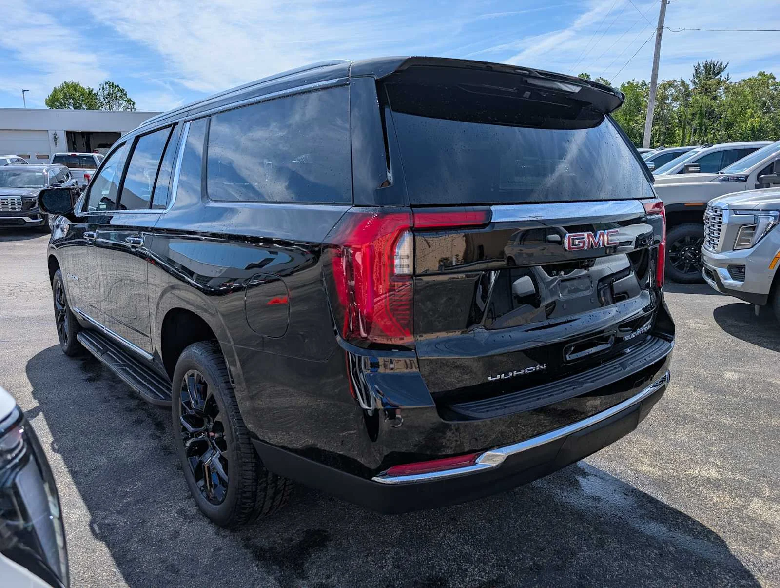2026 GMC Yukon XL Elevation - Photo 10