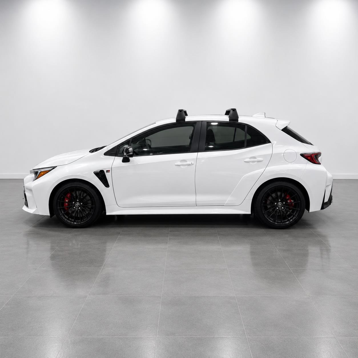 Used 2024 Ice Cap Toyota Core image 2