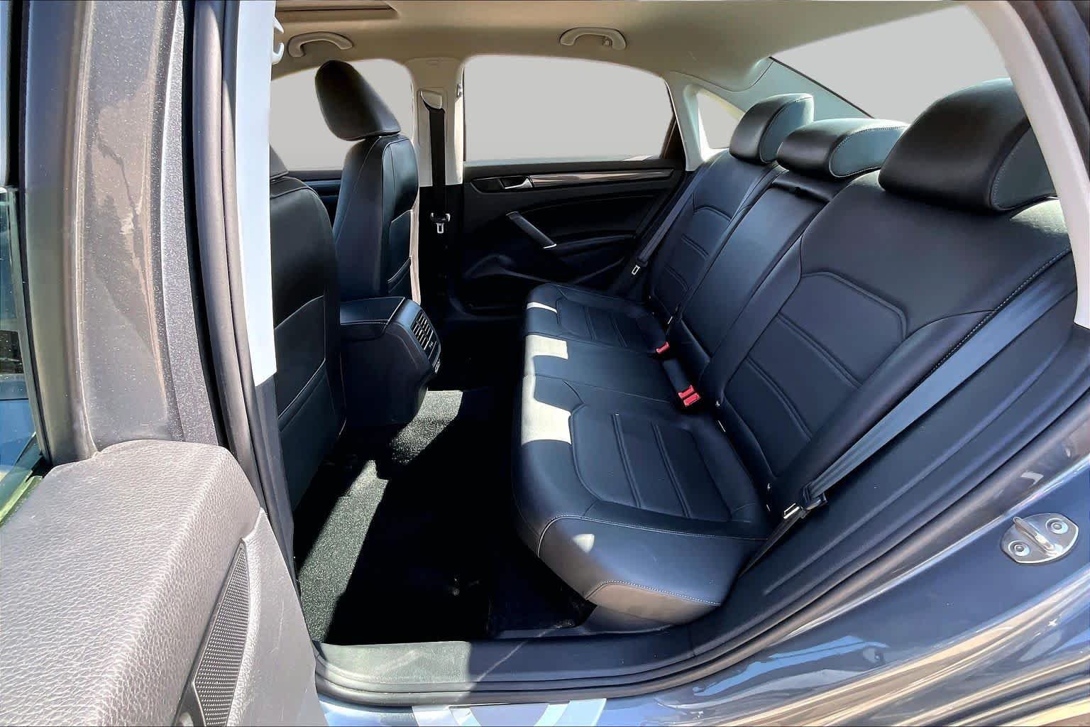 Used 2020 Platinum Gray Metallic Volkswagen 2.0T R-Line image 19