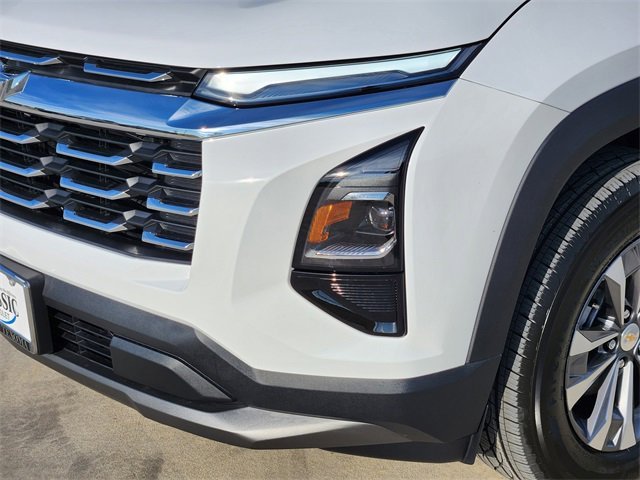 2026 Chevrolet Equinox LT photo 3