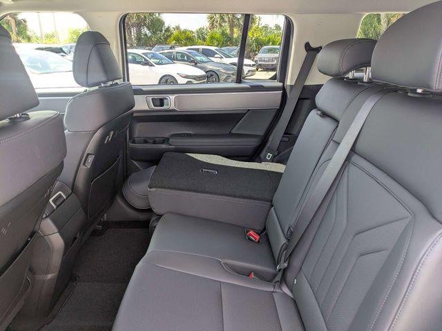 New 2026 White Hyundai SEL FWD image 14