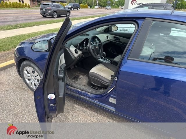 Used 2013 Blue Chevrolet LS image 7