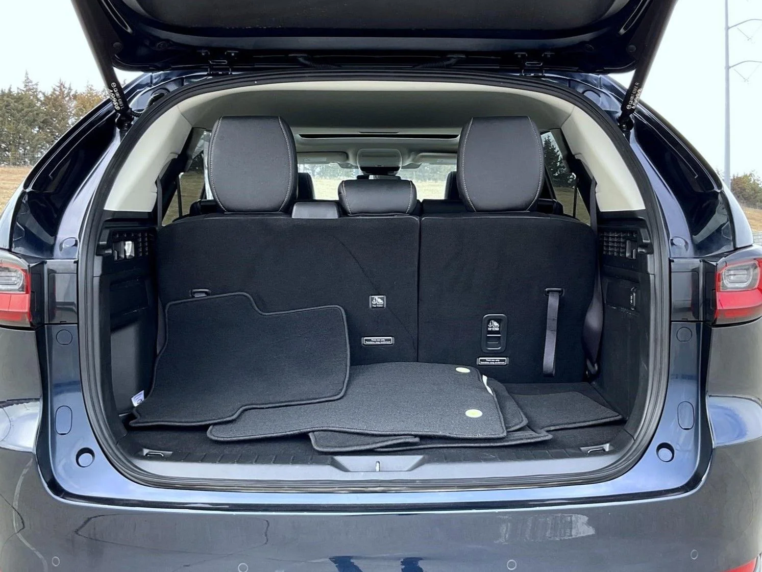 2025 Mazda CX-90 Preferred Package - Photo 24
