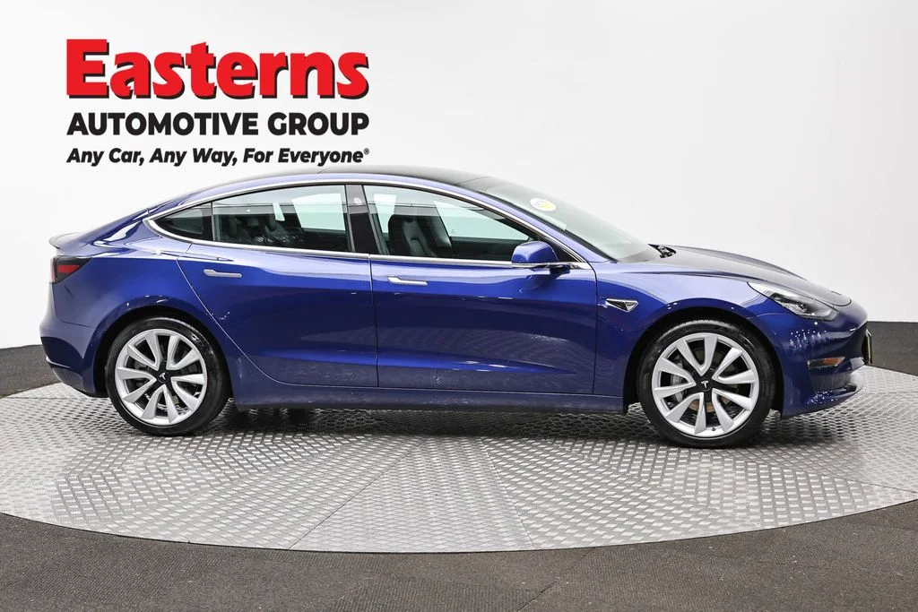 Used 2020 Blue Tesla Long Range image 4