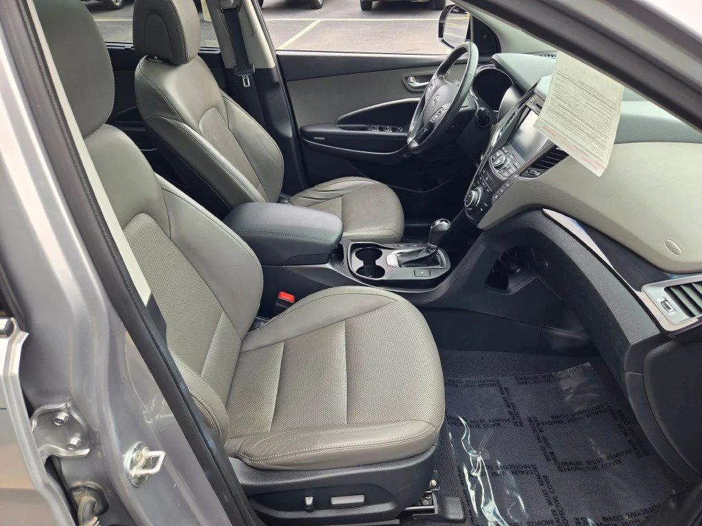 Used 2016 Gray Hyundai Limited image 5