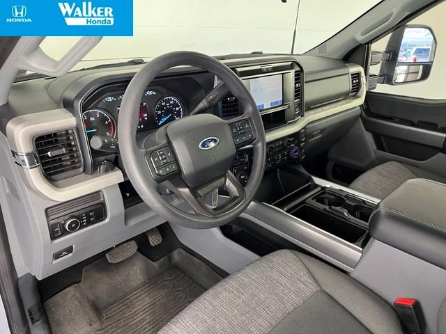 Used 2025 White Ford XLT image 14