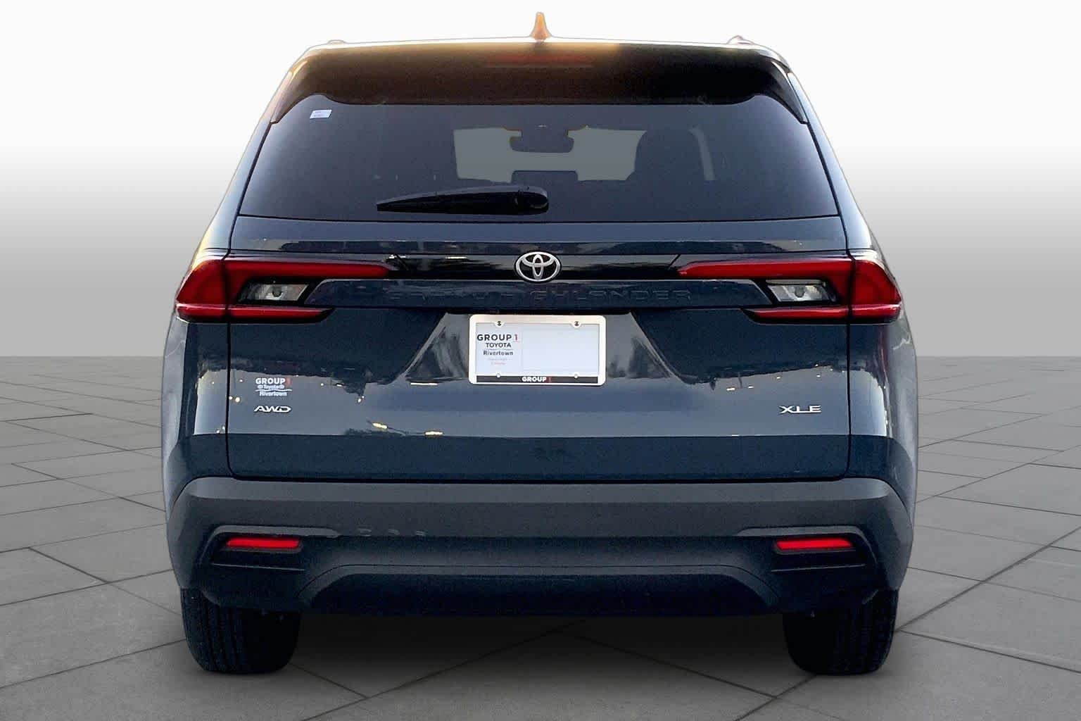 Used 2025 Storm Cloud Toyota XLE image 5