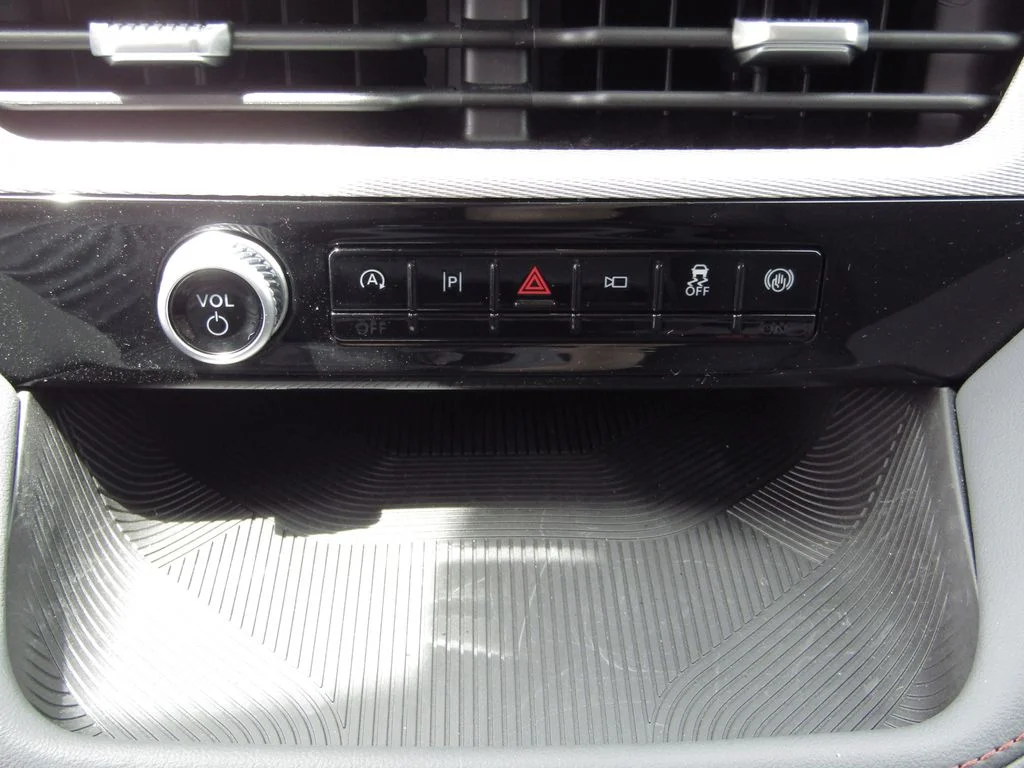New 2026 Agate Black Metallic Ford Active image 34