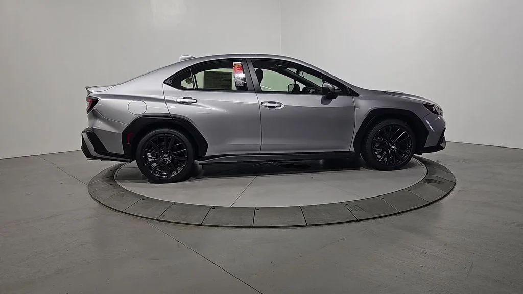 New 2026 ICE SILVER METALLIC Subaru Premium image 6