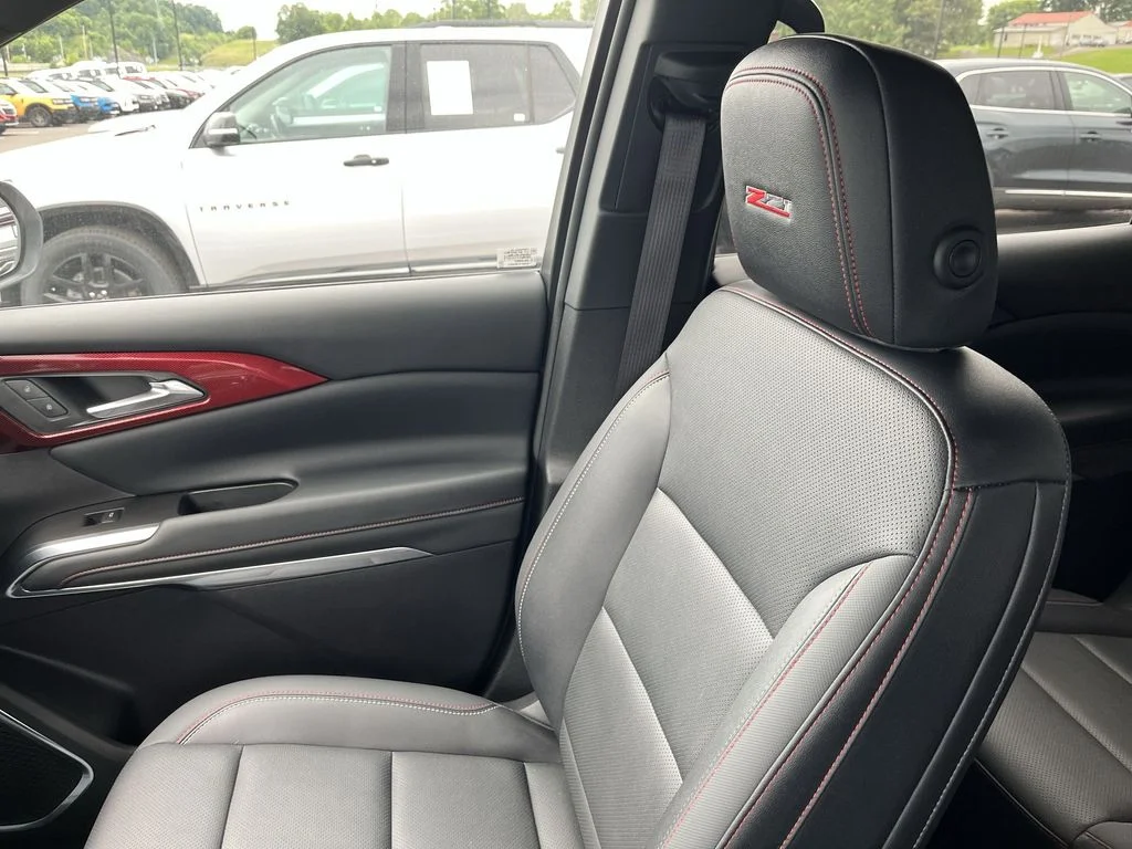 Used 2025 Beige Chevrolet Z71 image 24