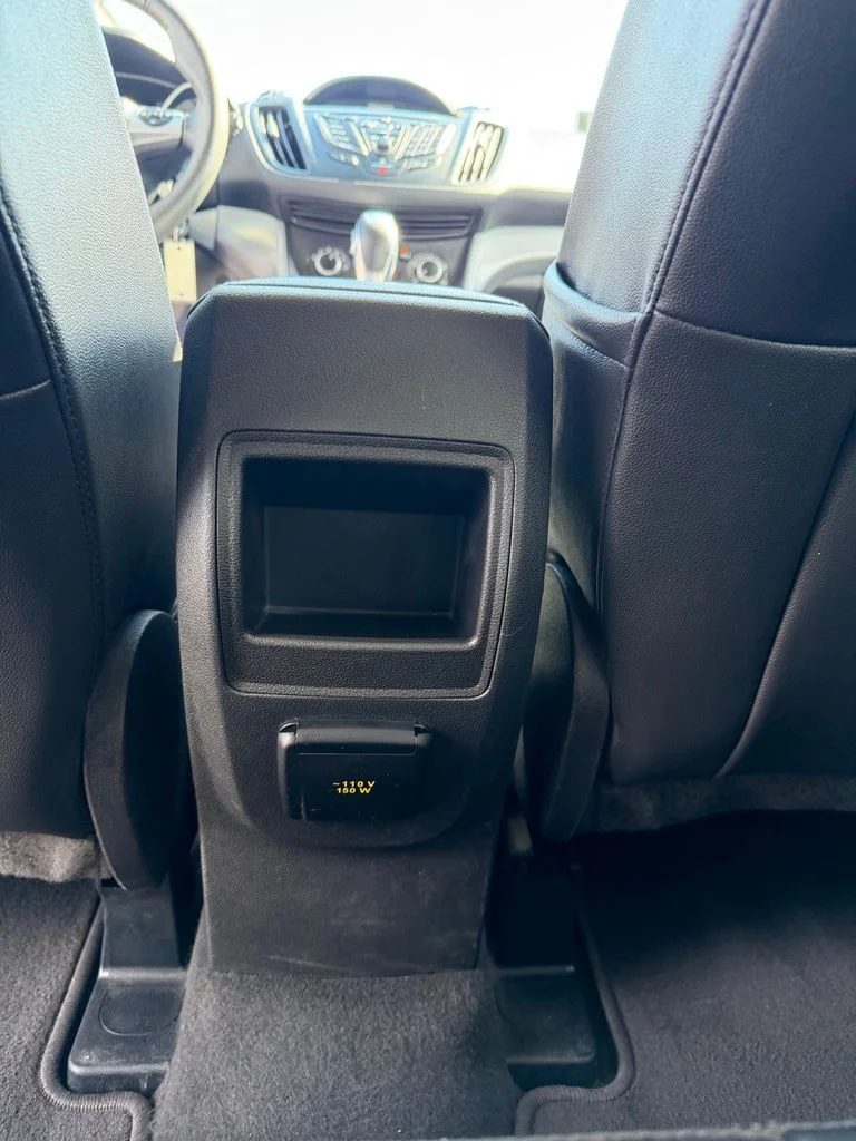 Used 2016 Silver Ford SE image 19