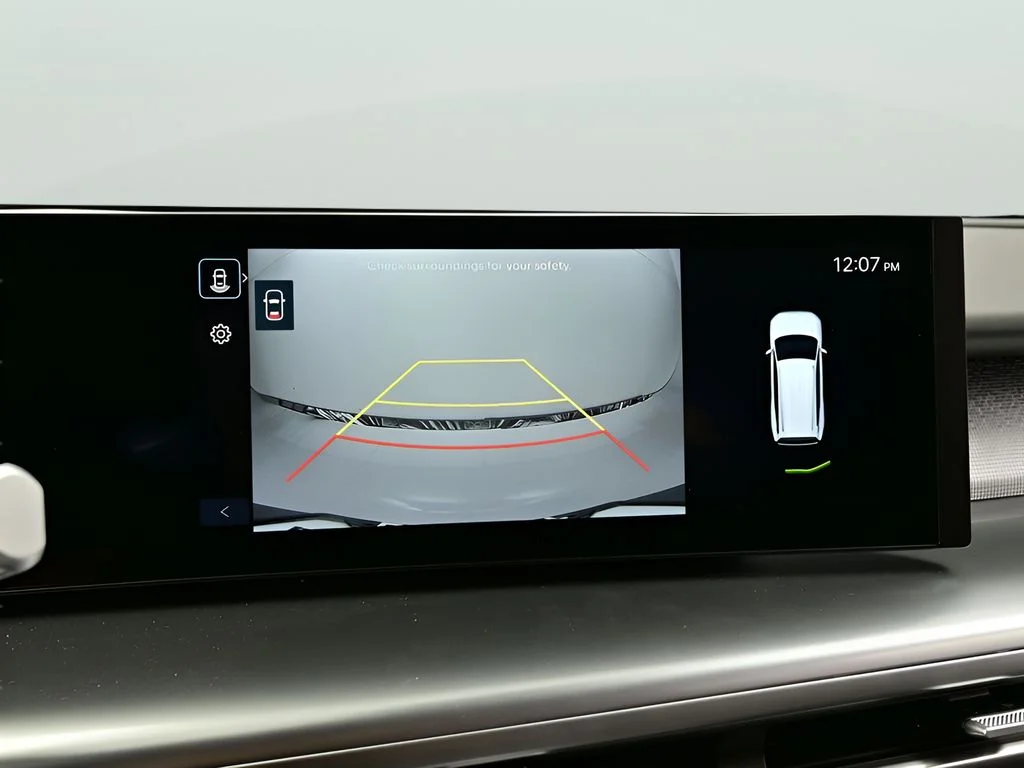 New 2026 Cyber Gray Hyundai SE image 16