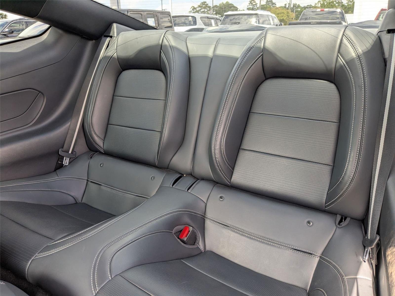 Used 2025 Shadow Black Ford GT Premium image 23