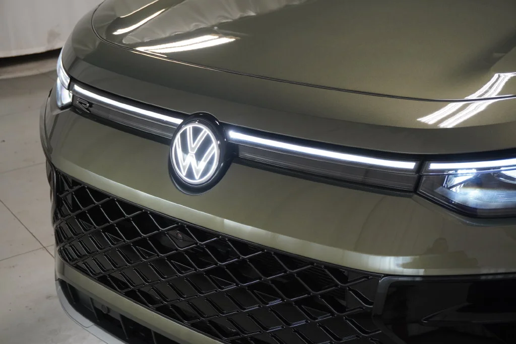 New 2026  Volkswagen SEL R-Line Turbo image 36