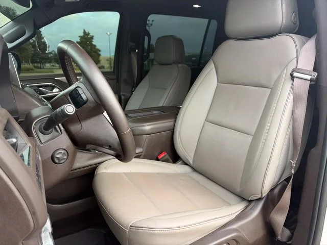 Certified Used 2023 White GMC SLT image 17