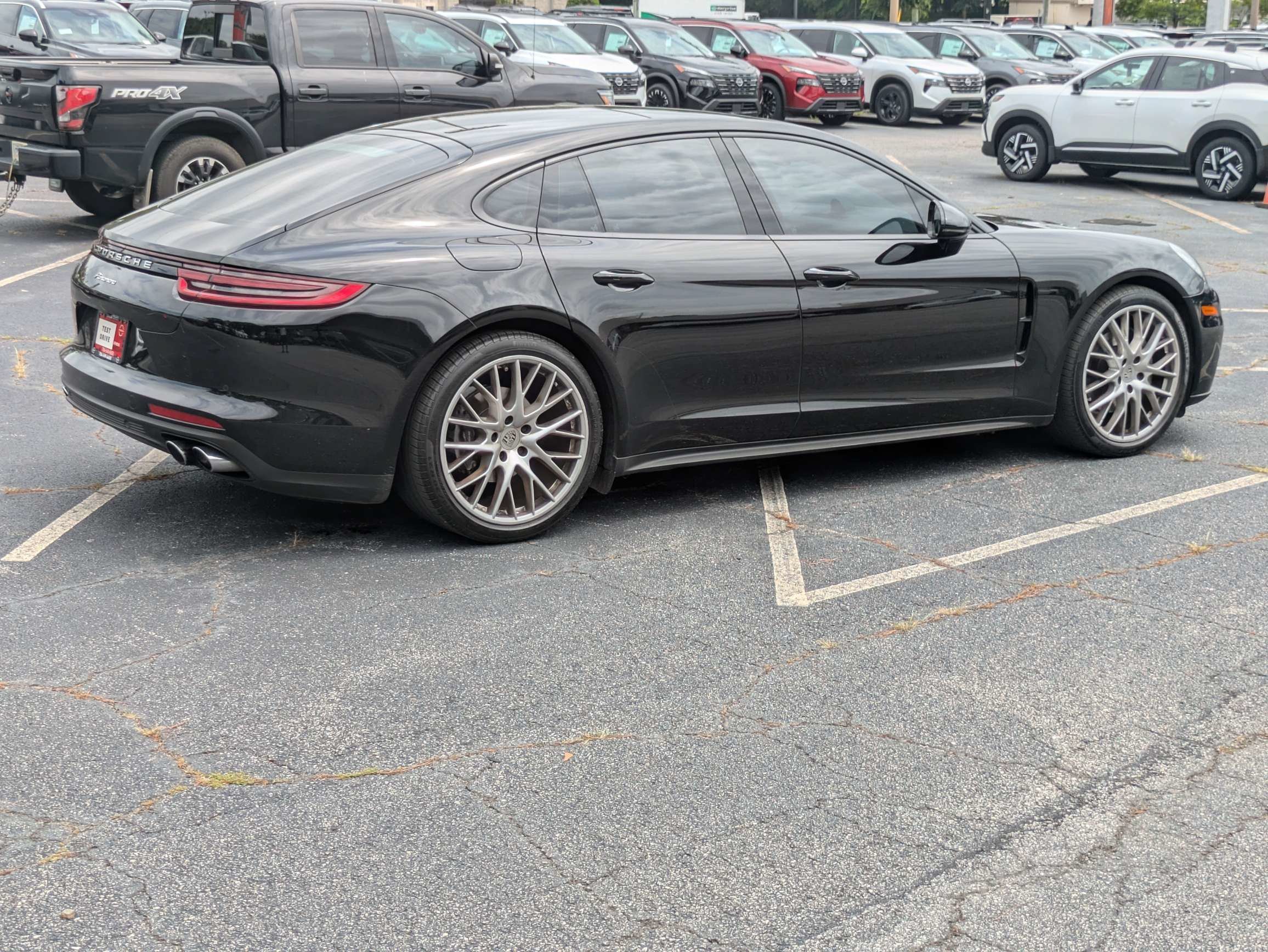 Used 2018 Black Porsche Base image 3